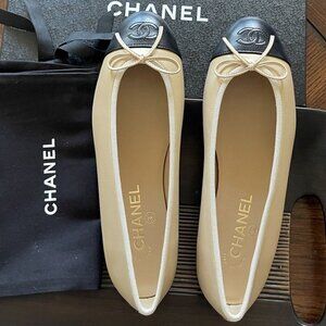 CHANEL Beige Lambskin Cap Toe Ballerina Flats